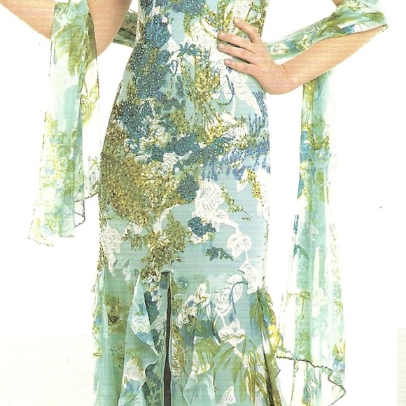 Green Printed Gown Multicolored w/ Included Shawl - Picture 2 of 3